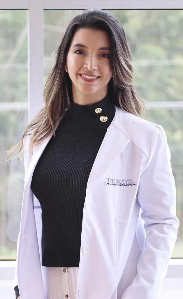 Dra. Daniela Correa